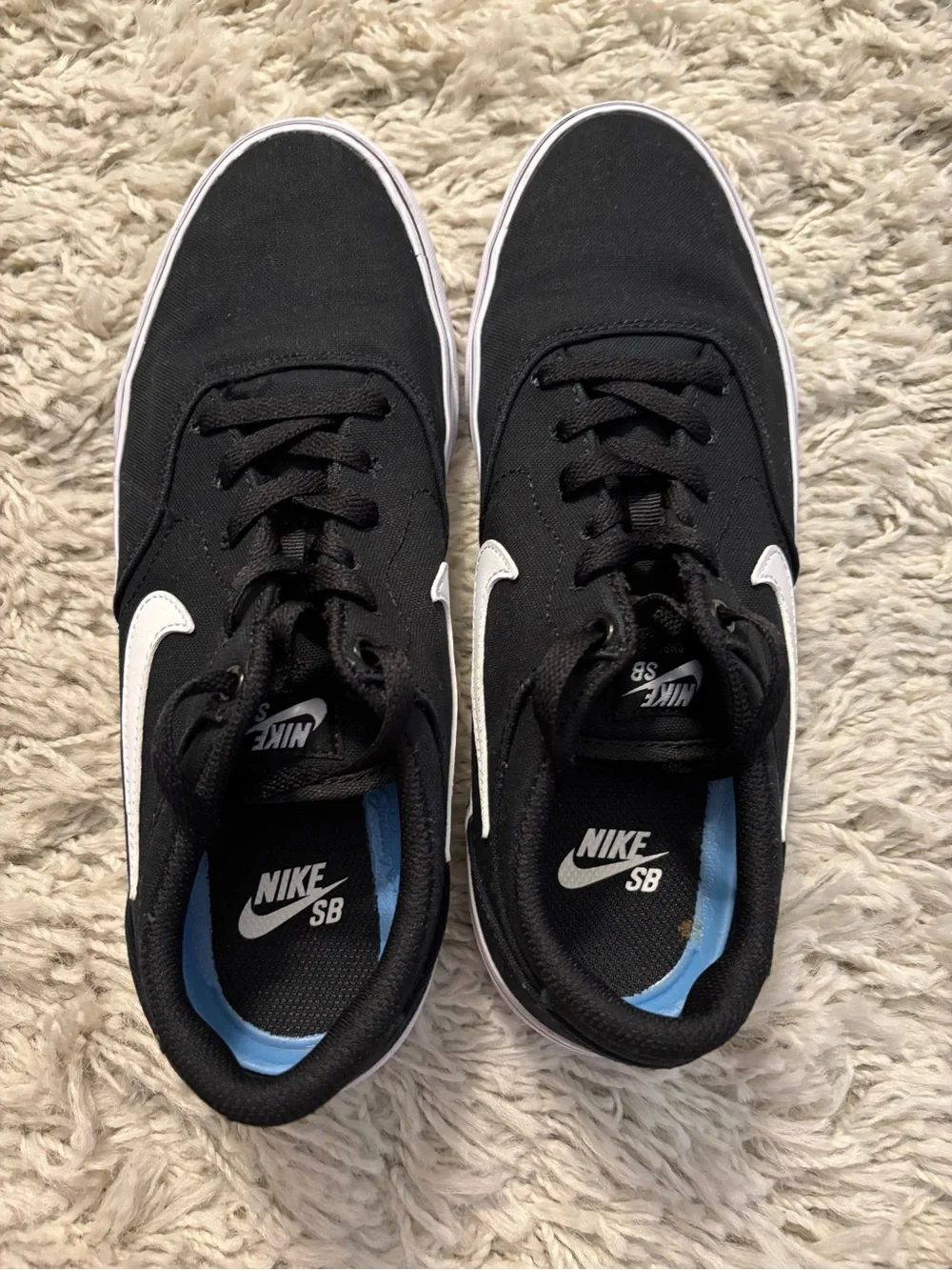 Nike SB Chron 2 Canvas Sneakers Black with White Swoosh Men’s Size 9